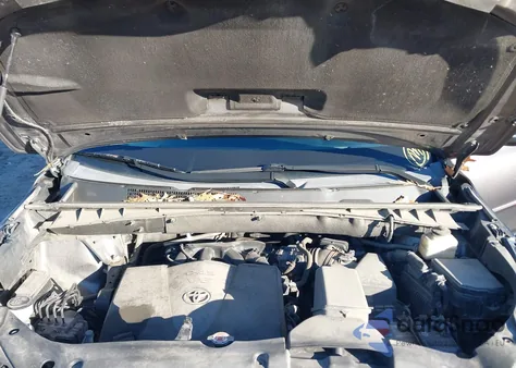 2018 Toyota Highlander Xle from USA, damaged, VIN 5TDJZRFH1JS902988